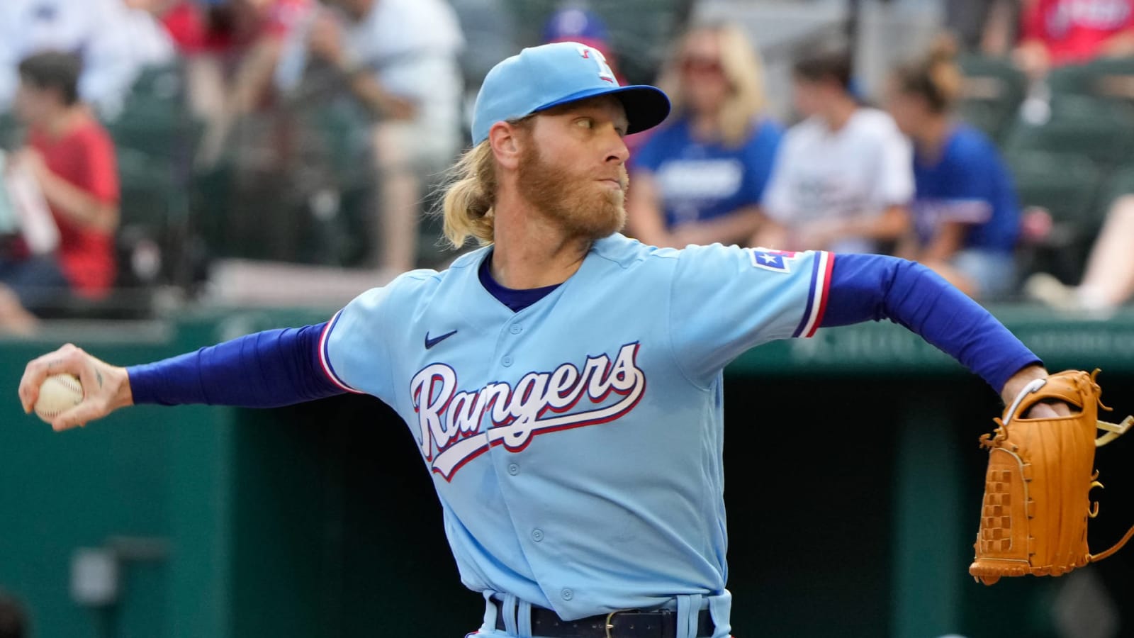 Mike Foltynewicz, two other Rangers elect free agency