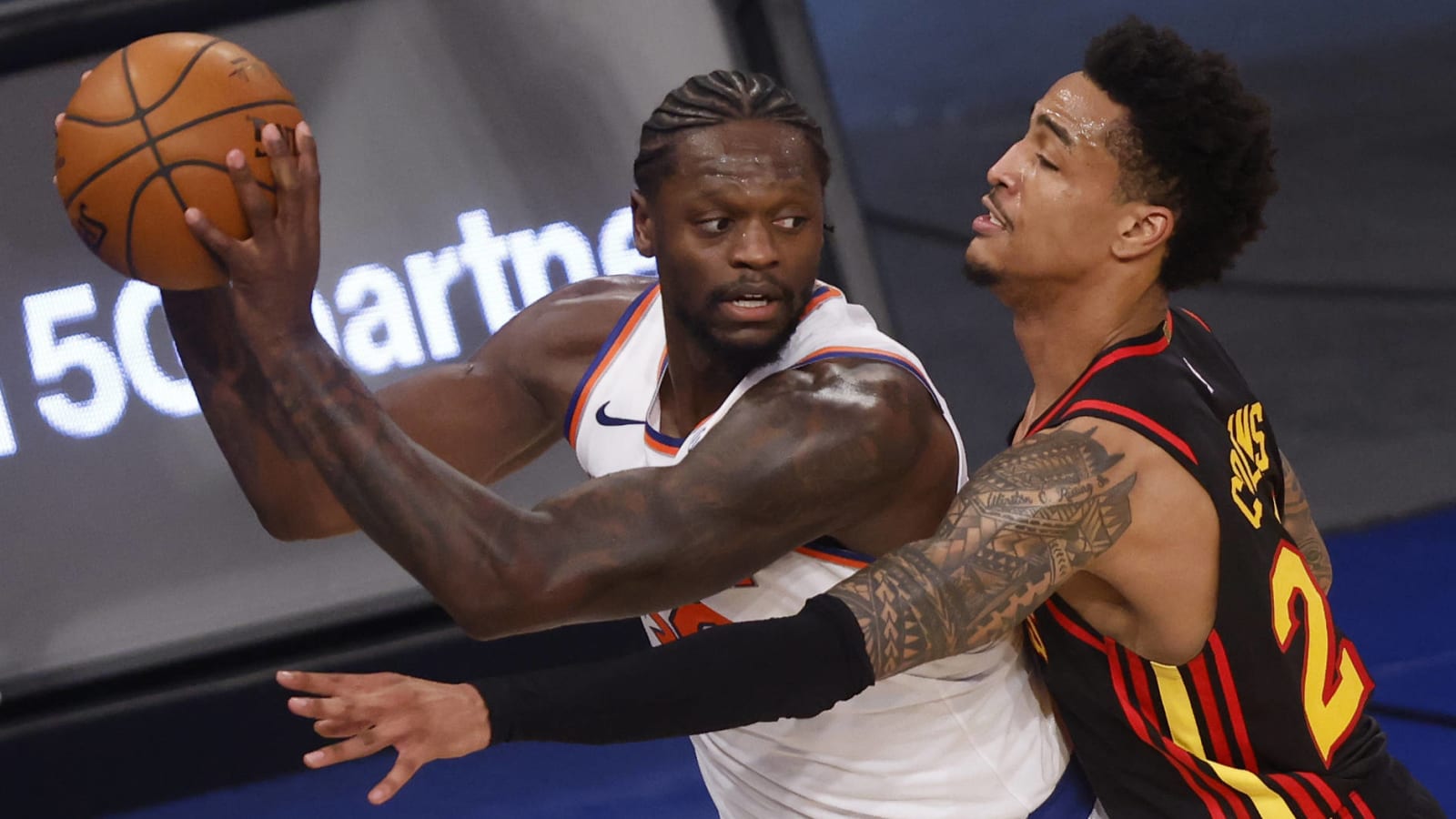 Julius Randle and John Collins got into it early in Game 3