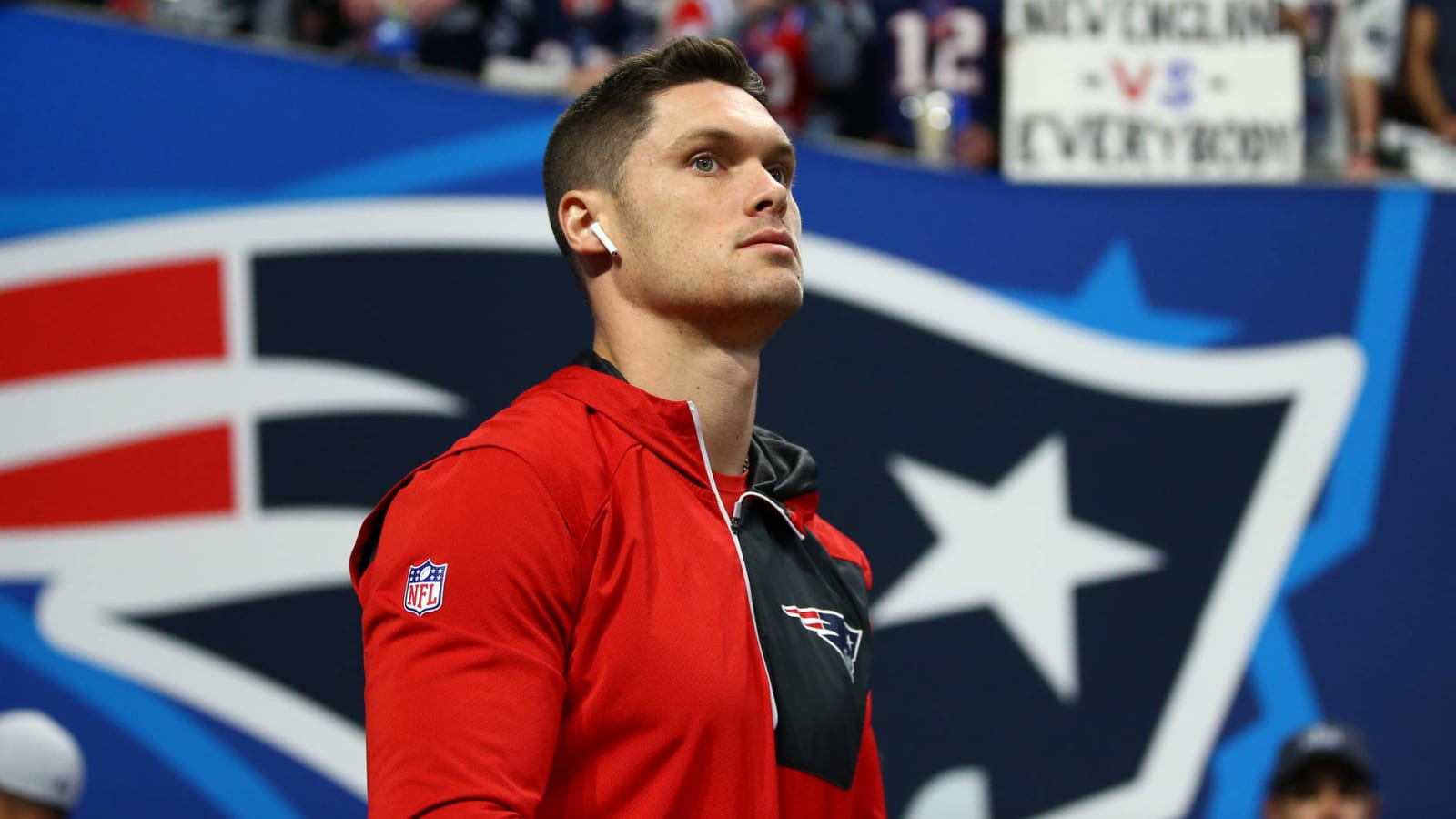 Chris Hogan back to Patriots? Devin McCourty wants to see it happen