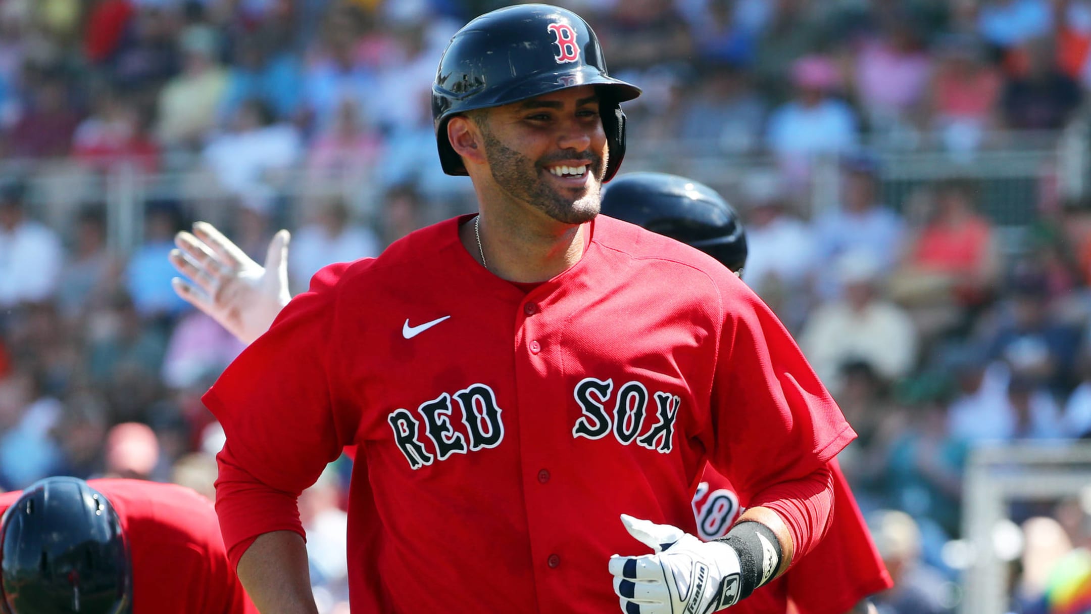 A week after agreement, J.D. Martinez, Red Sox make it official