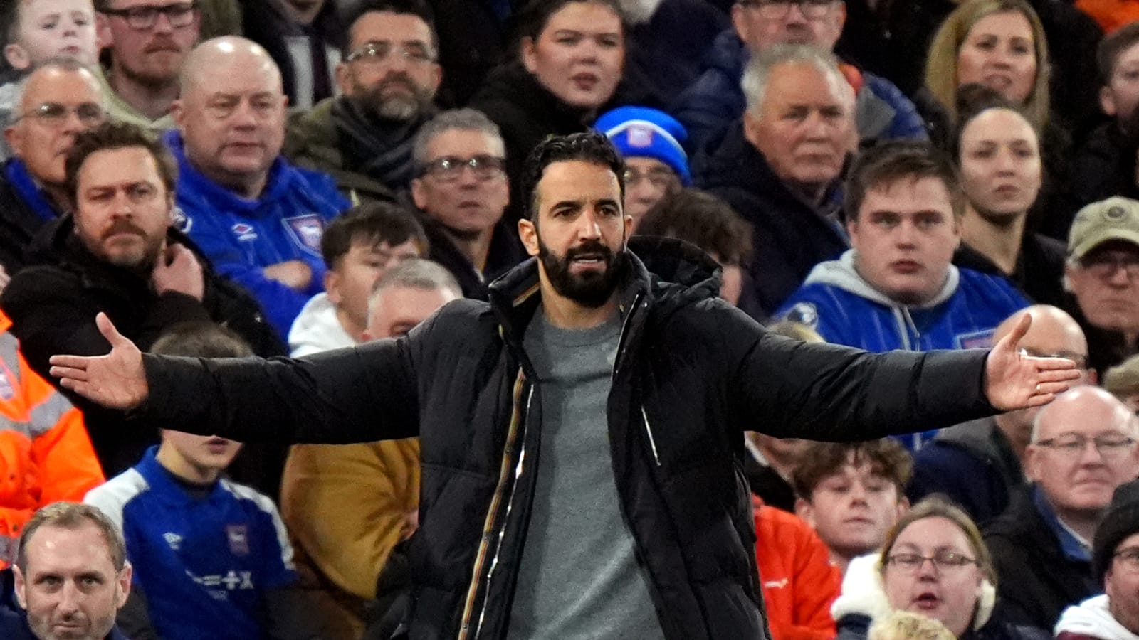 Report: Man United target allowed to leave the club to make Old Trafford move
