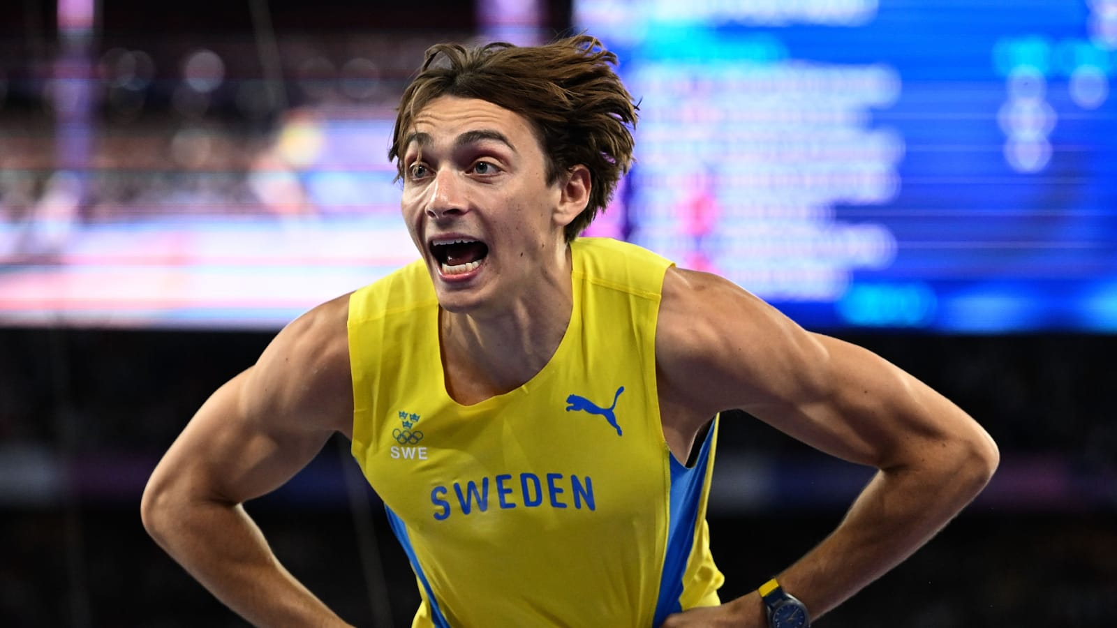 Watch: Swedish pole vaulter sets new world record at Olympics