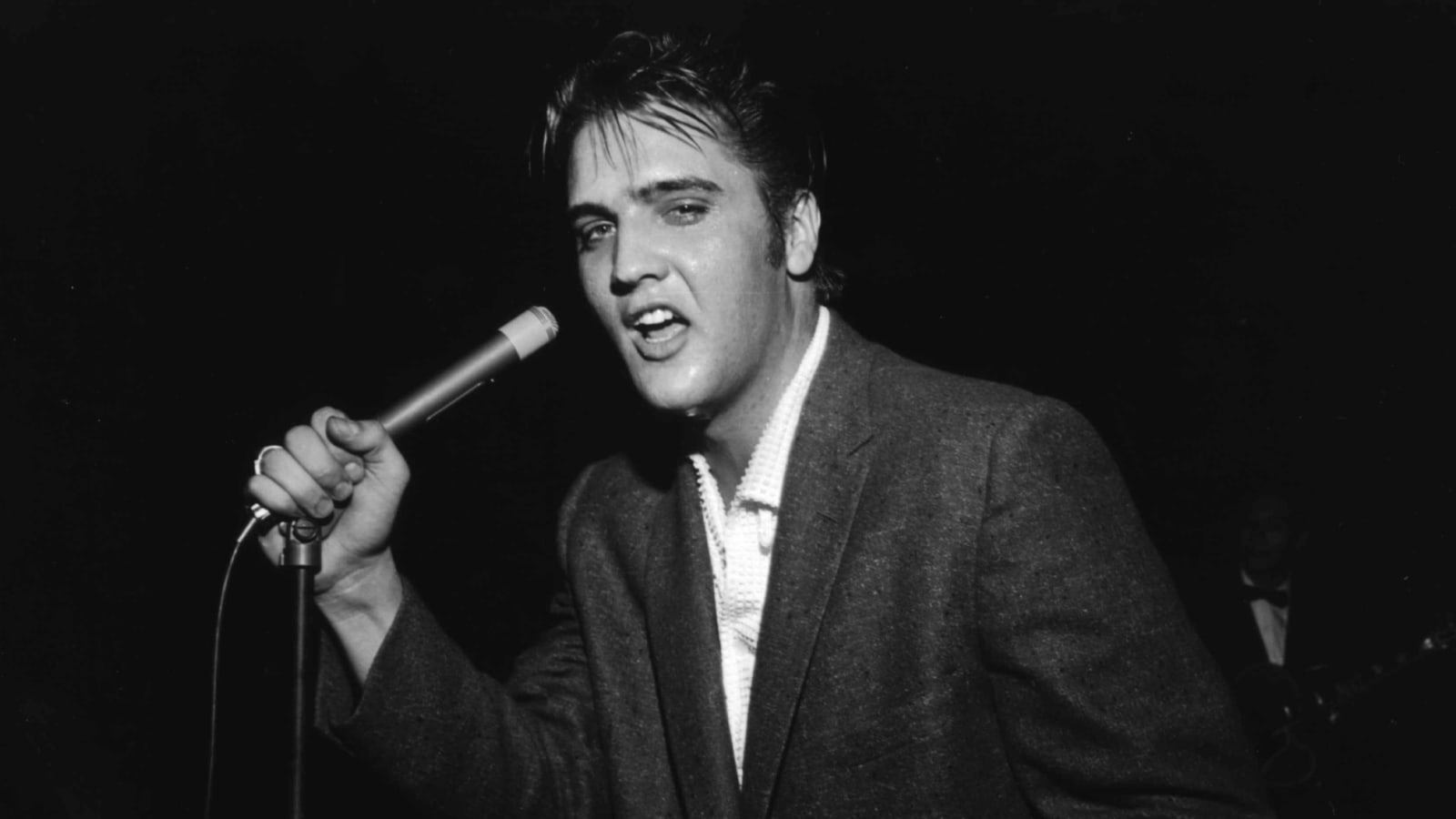25 essential songs for your Elvis Presley playlist