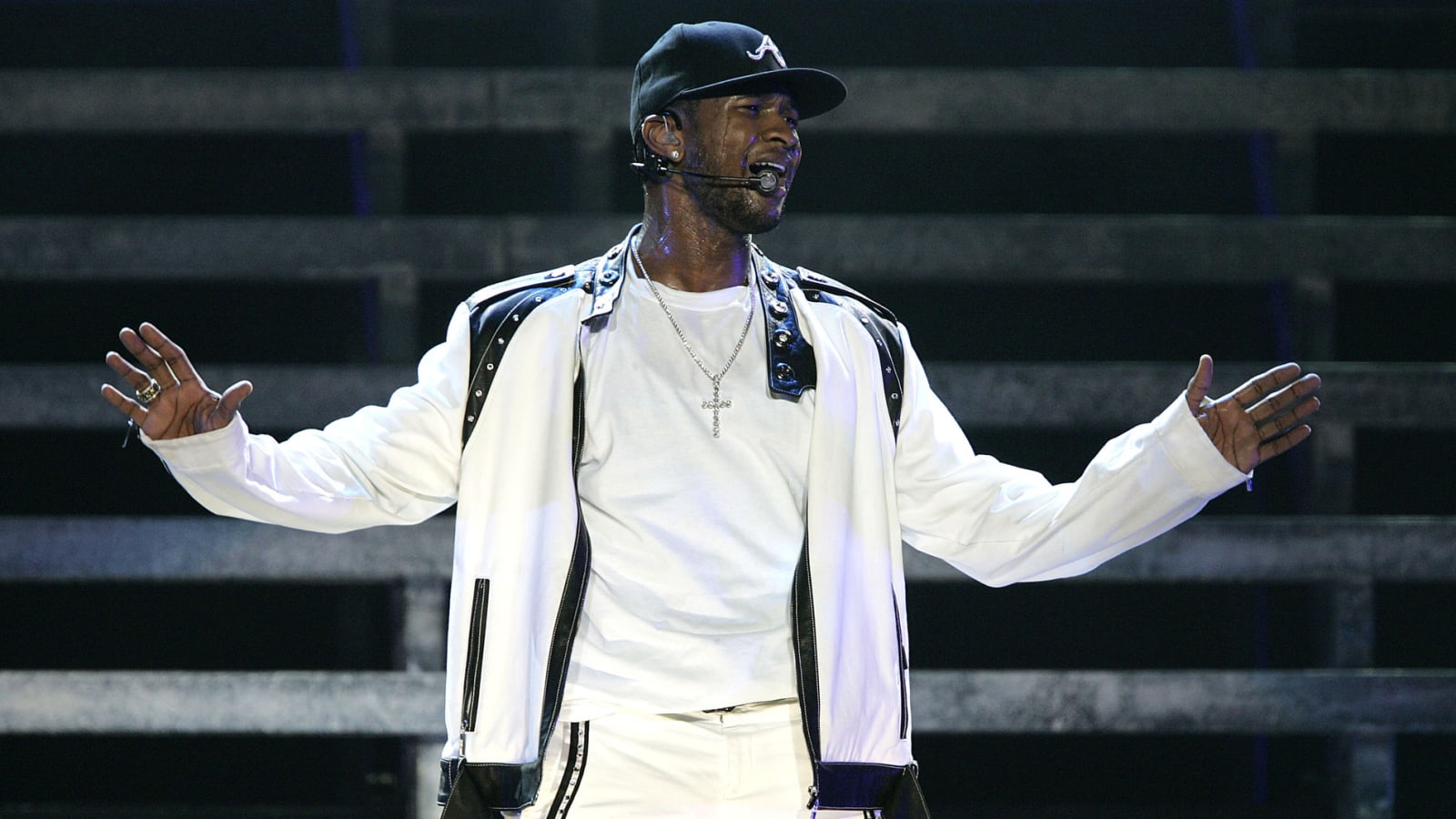 25 iconic R&B songs about infidelity