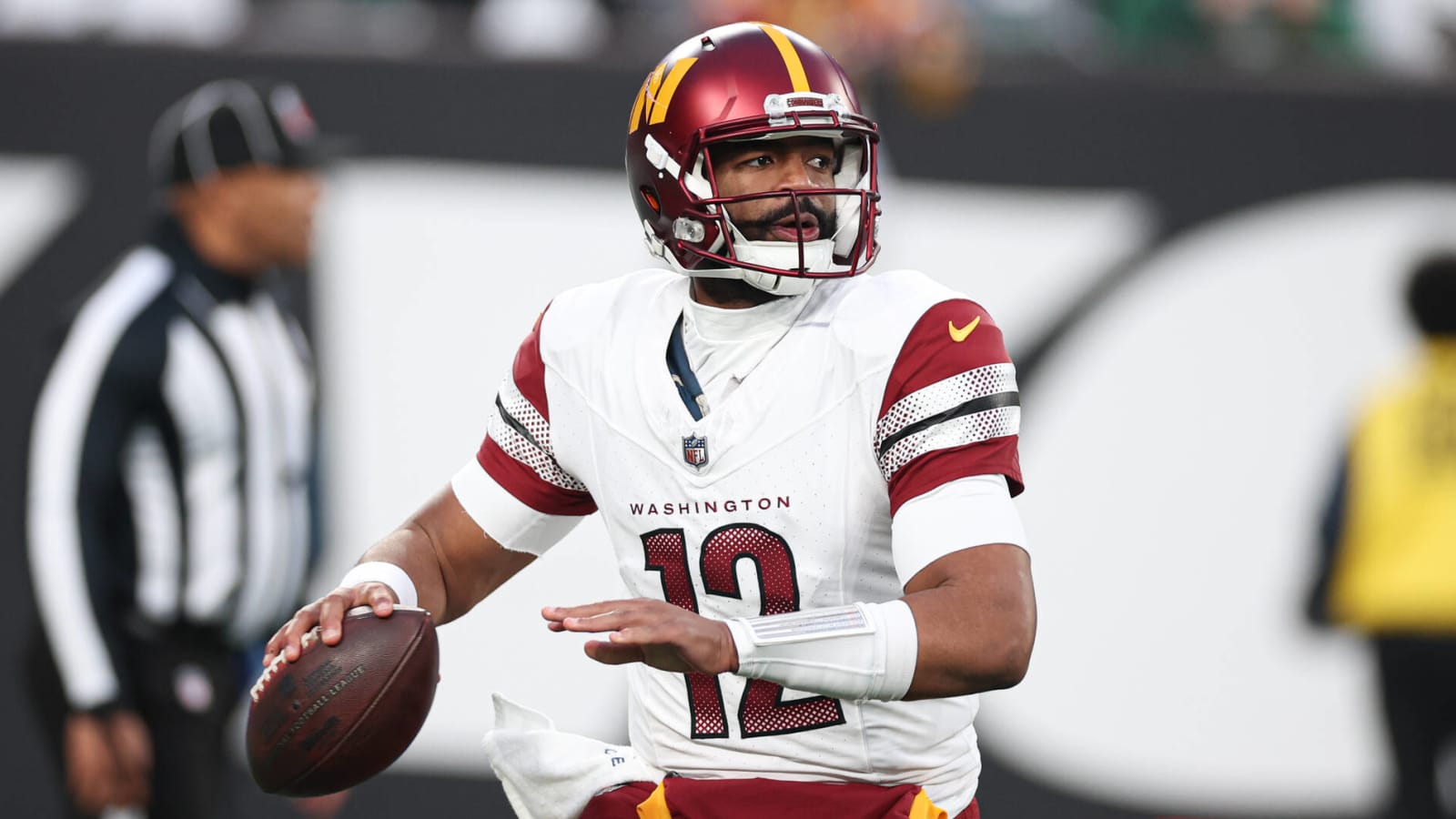 Patriots, Jacoby Brissett agree to one-year deal