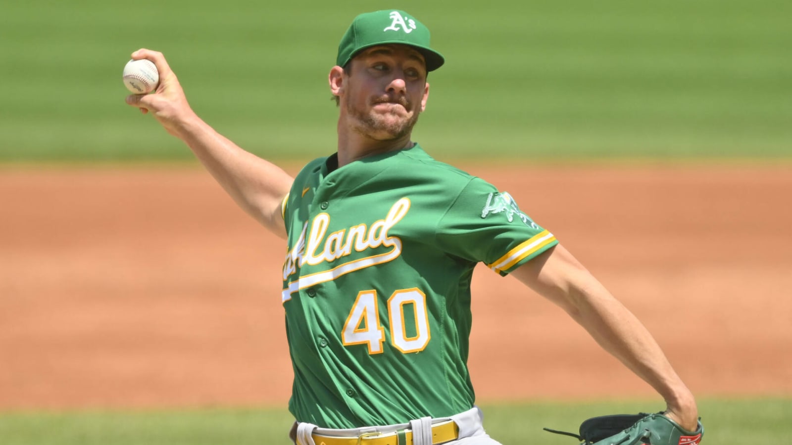 Mets acquire All-Star righty Chris Bassitt from A's