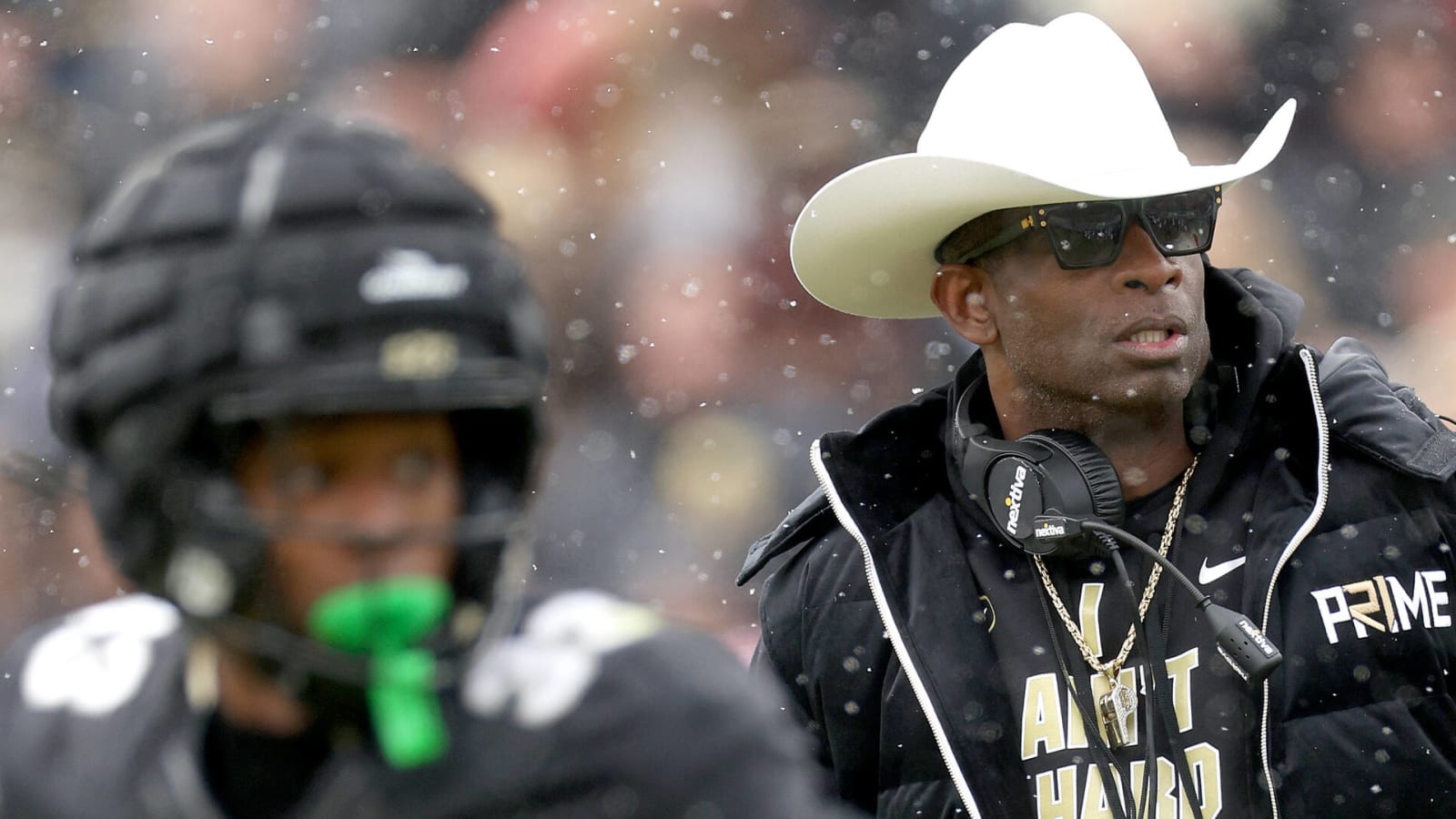 15 schools that can throw a wrench into the College Football Playoff