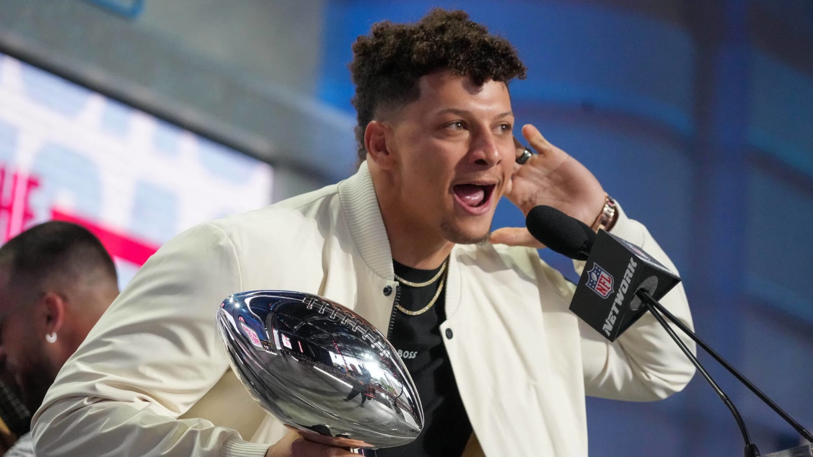 Reporter: 'Expect' massive payday for Patrick Mahomes