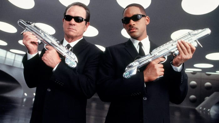 "Men in Black" (1997)