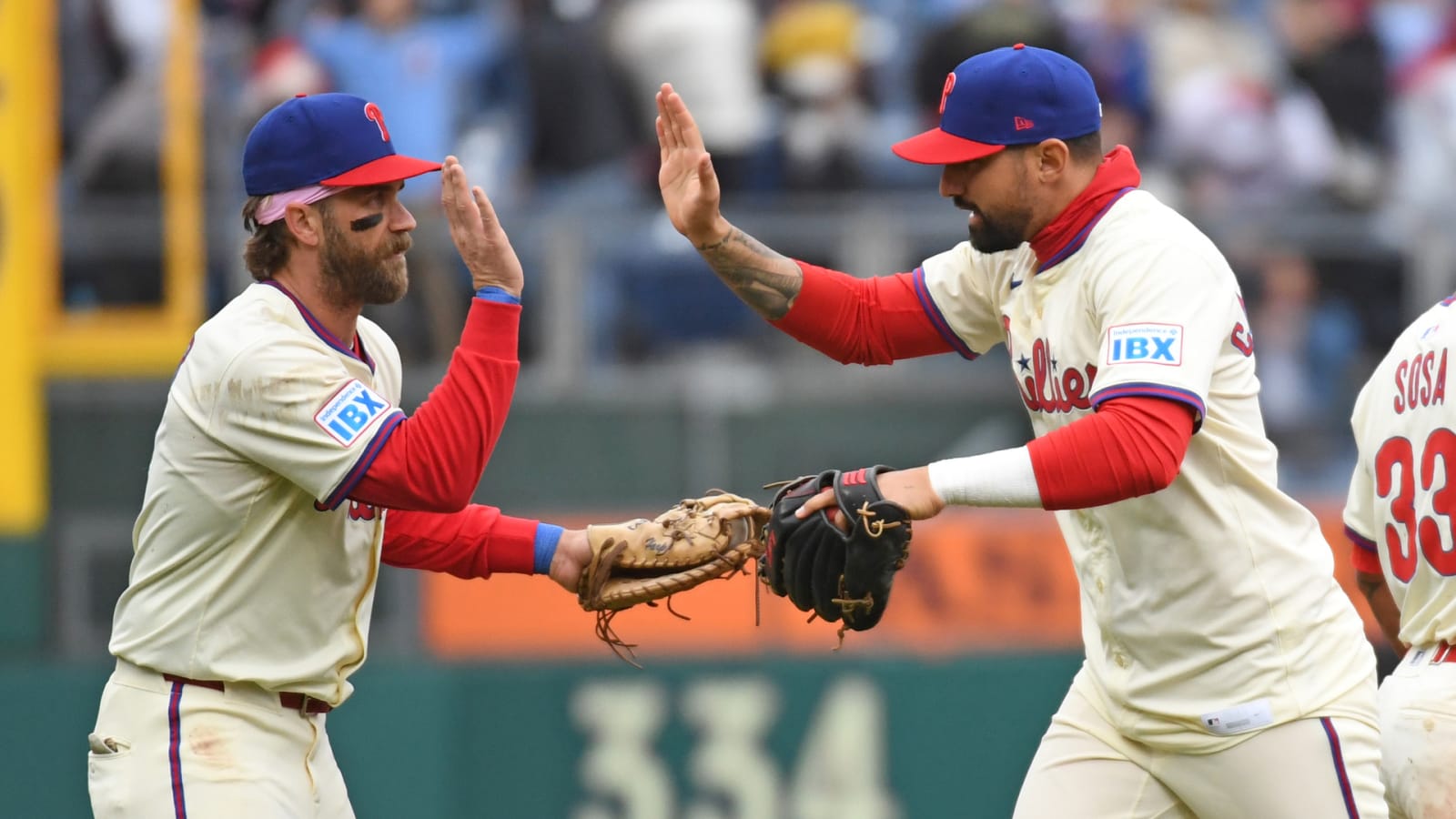 Phillies make statement in series win over Dodgers 