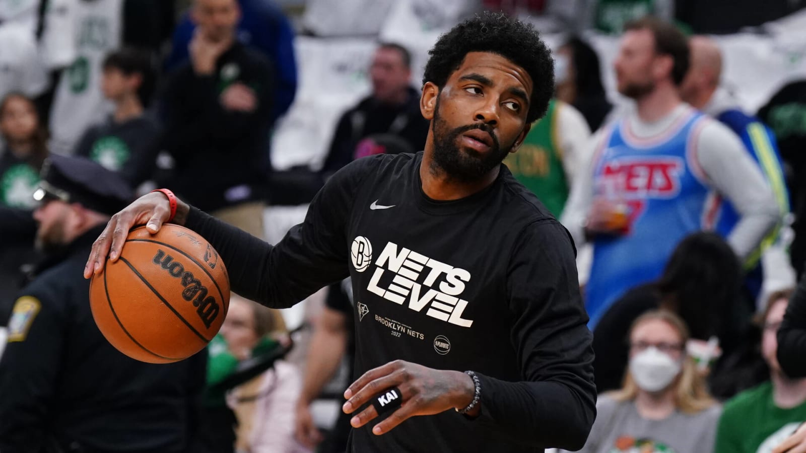 Lakers prepared to give up two first-round picks for Kyrie Irving?