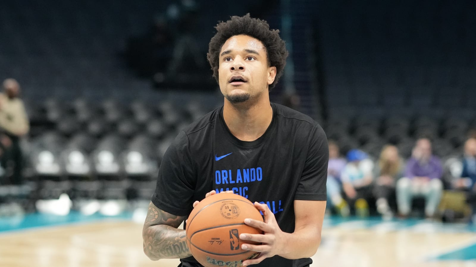 Knicks add to frontcourt depth with former first-round pick