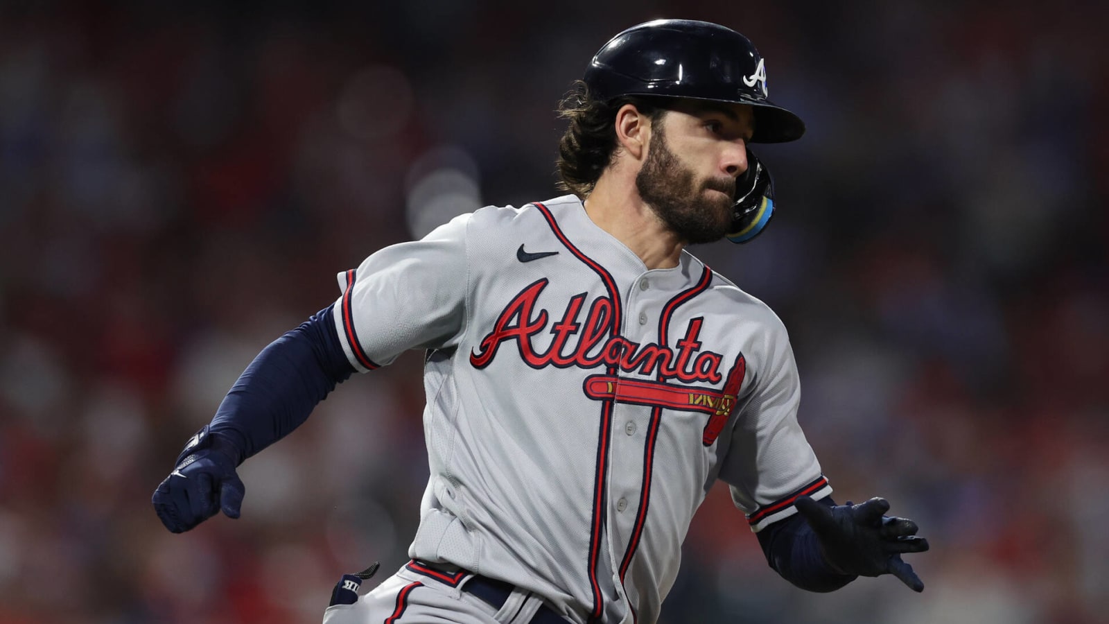 Report: Cubs showing interest in Dansby Swanson