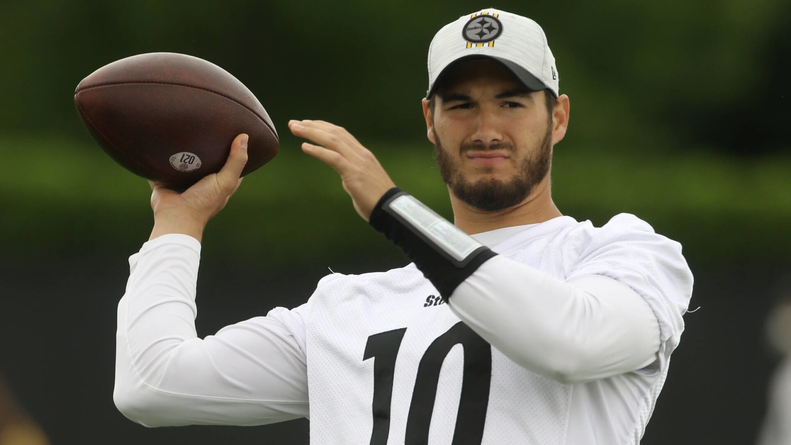 QB position named biggest 'summer concern' for Steelers