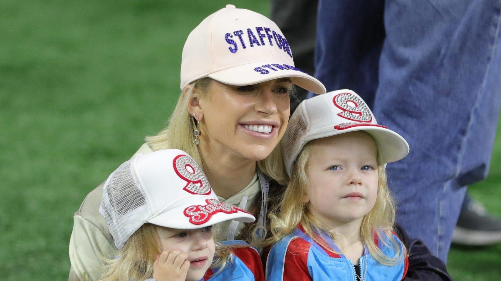 Kelly Stafford asks Rams fans not to sell tickets to Cardinals fans