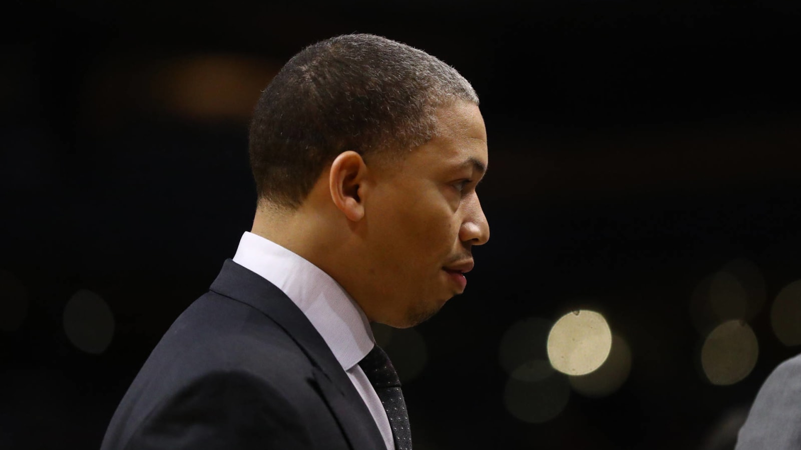 Lue: Clippers' struggles about 'chemistry and continuity'