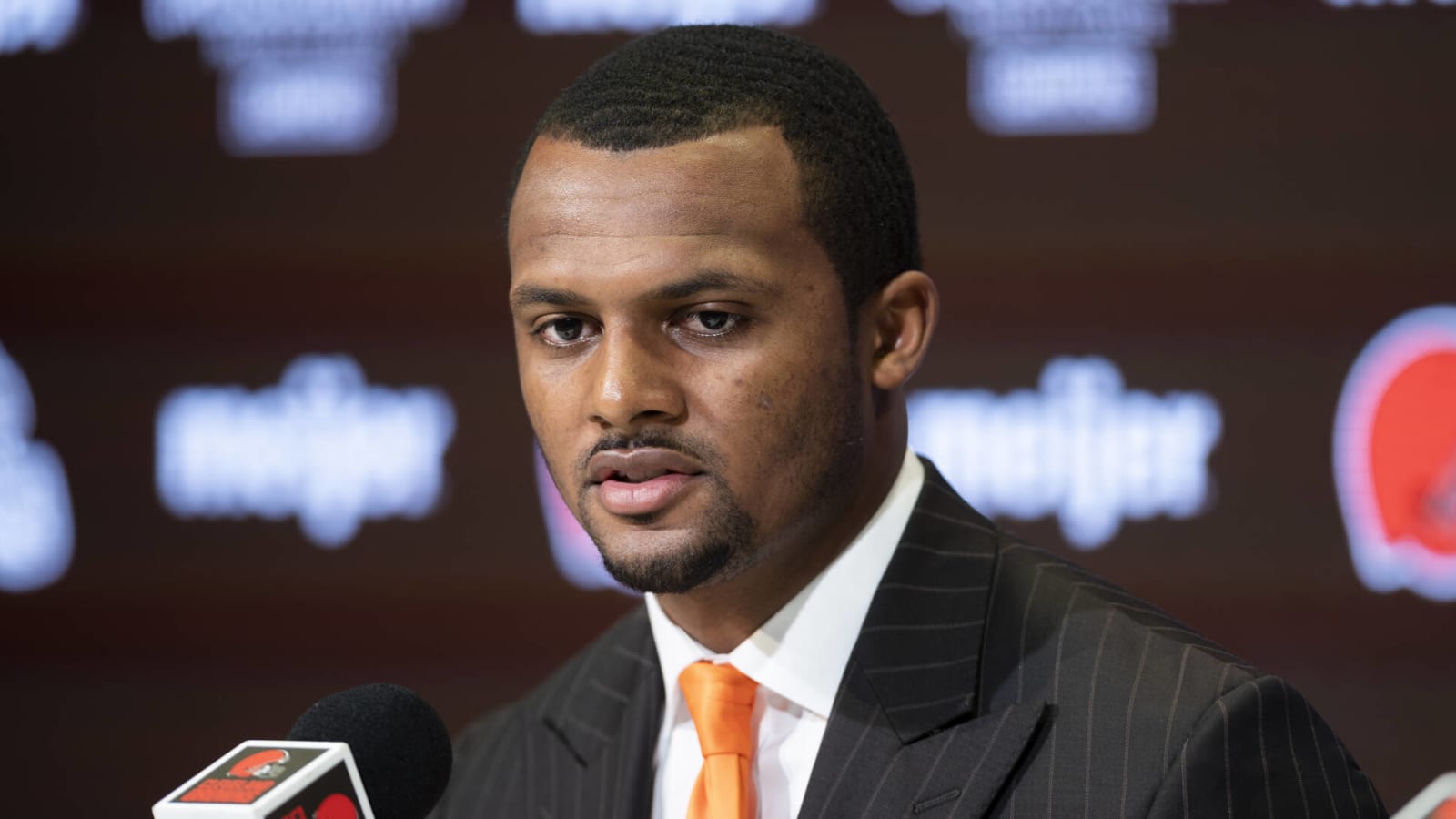 Report: NFL officially begins meetings with Deshaun Watson