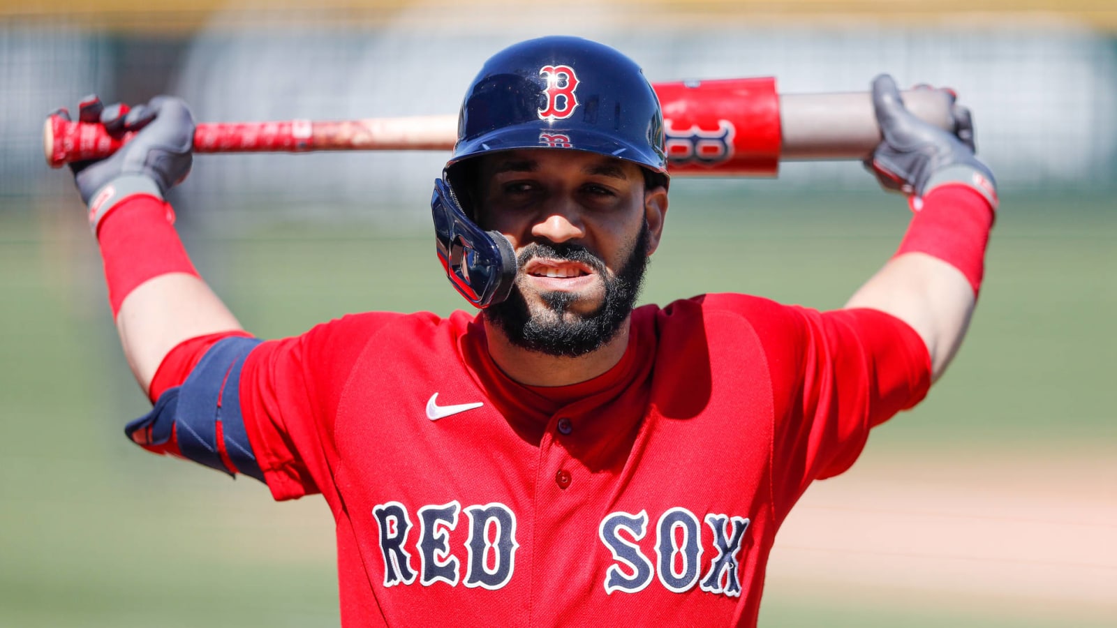 Marwin Gonzalez returns to Astros on minors deal
