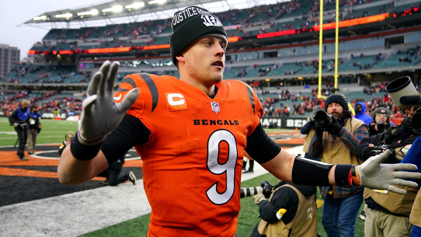 Bengals QB Joe Burrow ready for playoffs despite sore knee