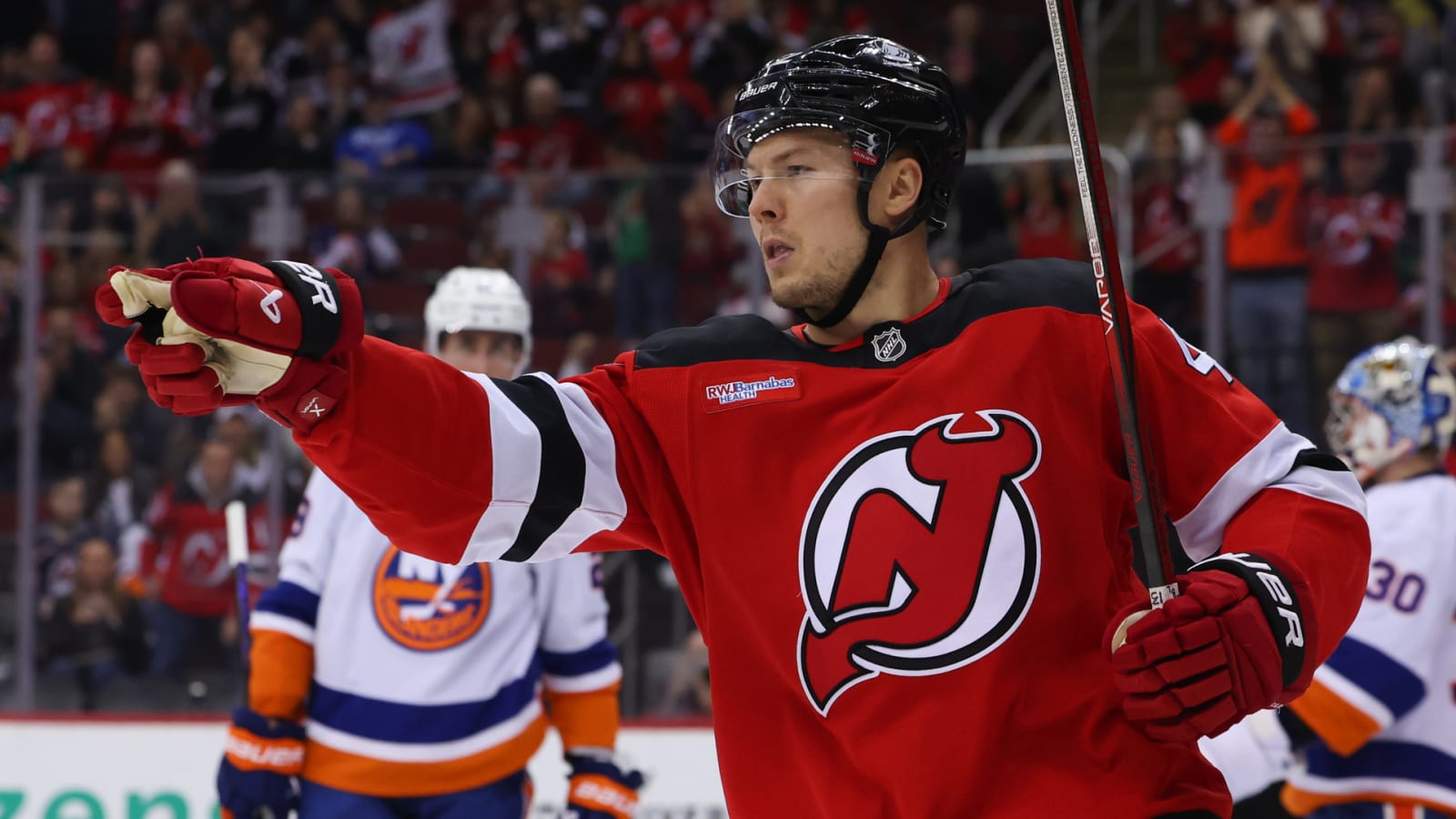 Devils' Curtis Lazar out indefinitely after knee procedure