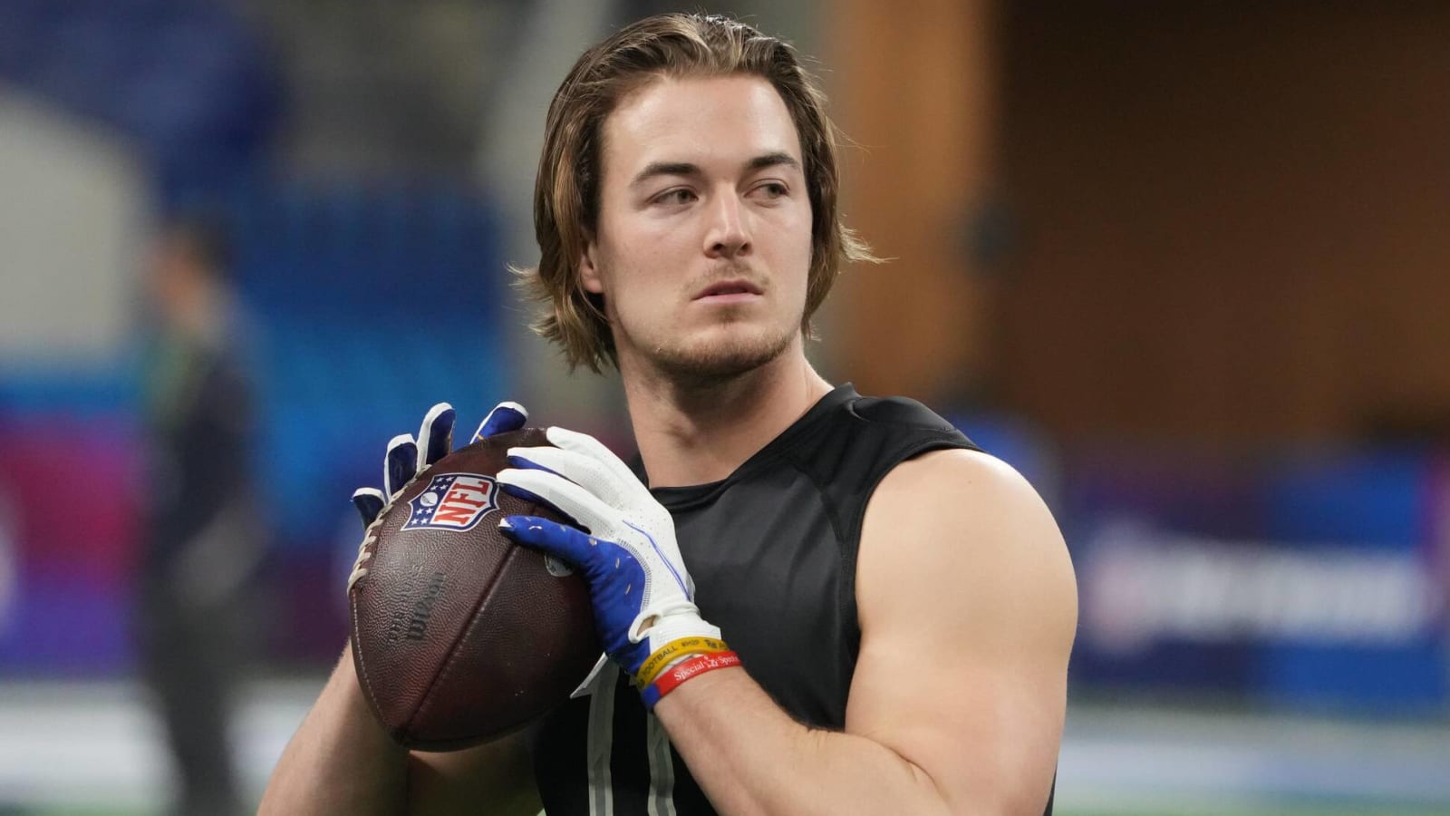 Kenny Pickett posts bigger hand measurement at pro day