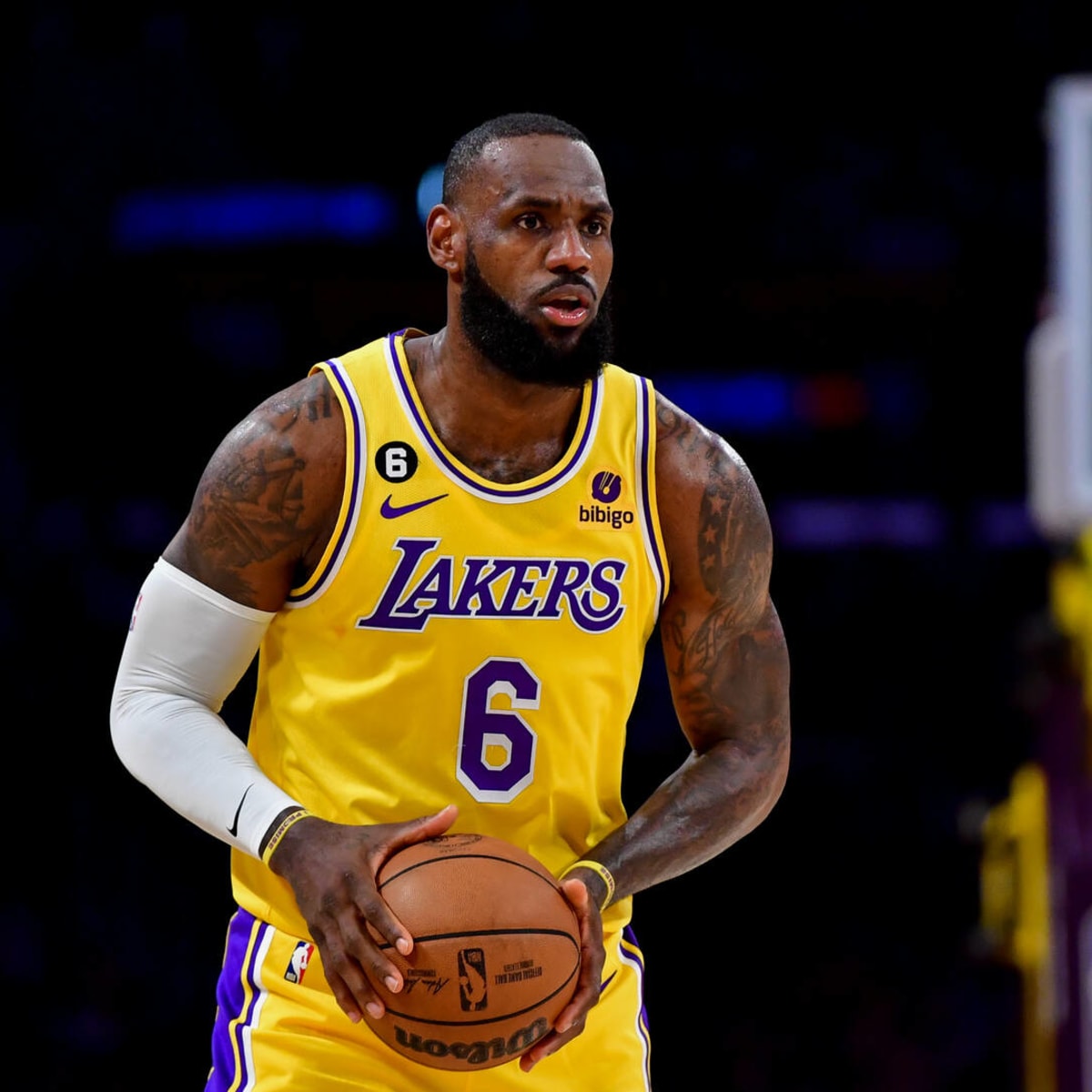 LeBron questions future after Lakers eliminated