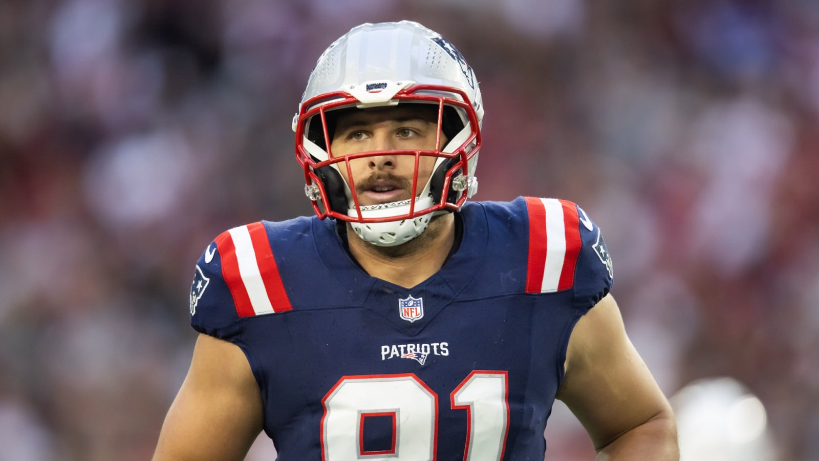 Patriots to re-sign TE Austin Hooper