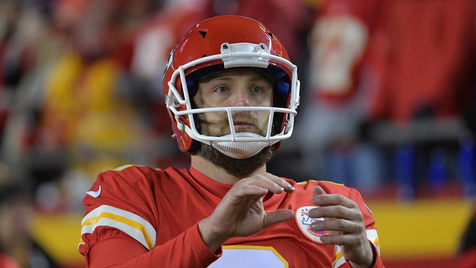 Browns sign two-time Pro Bowl punter Dustin Colquitt