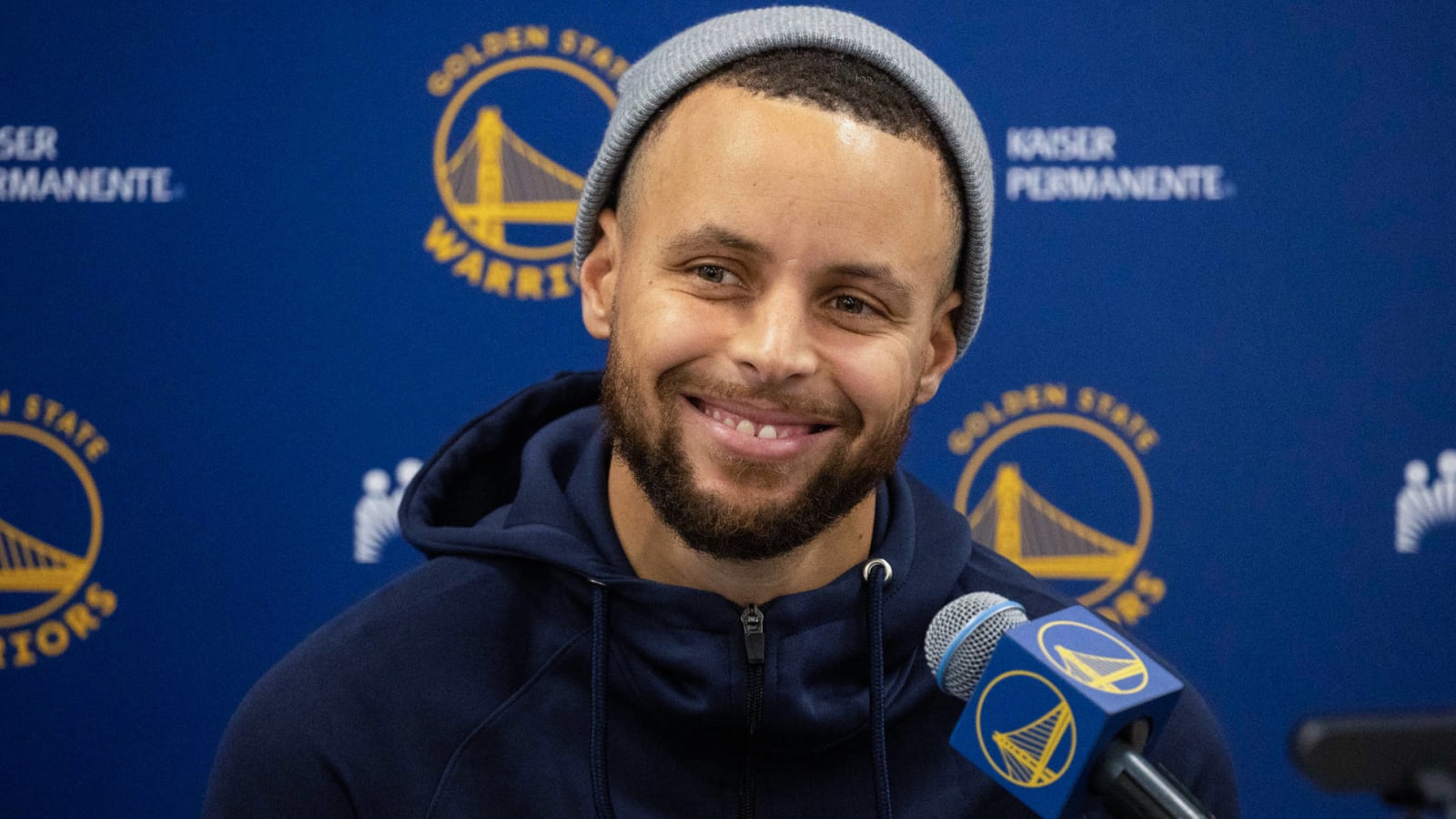 Warriors-Knicks tickets astronomical with Curry on brink of record