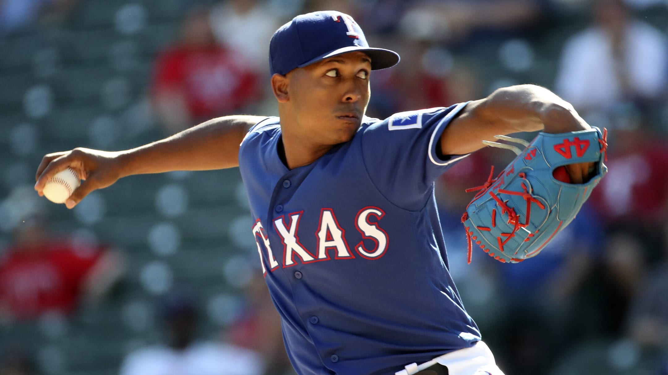 Texas Rangers lose closer Jose Leclerc to shoulder strain