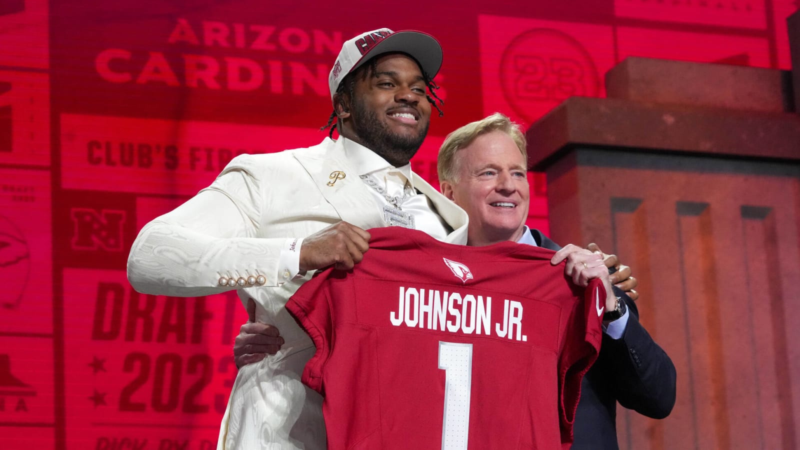 Cardinals shake up draft with a pair of first-round trades