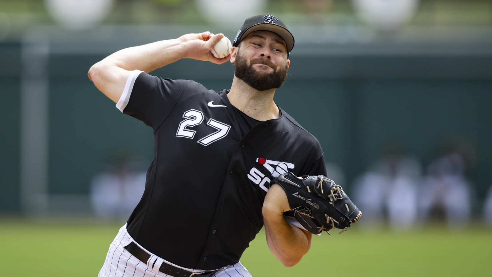 White Sox ace Lucas Giolito leaves Opening Day start