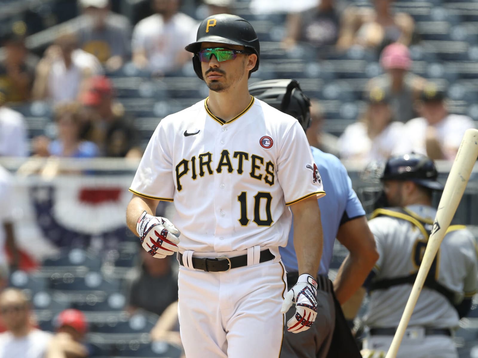 Pirates' Bryan Reynolds drops optimistic injury return date