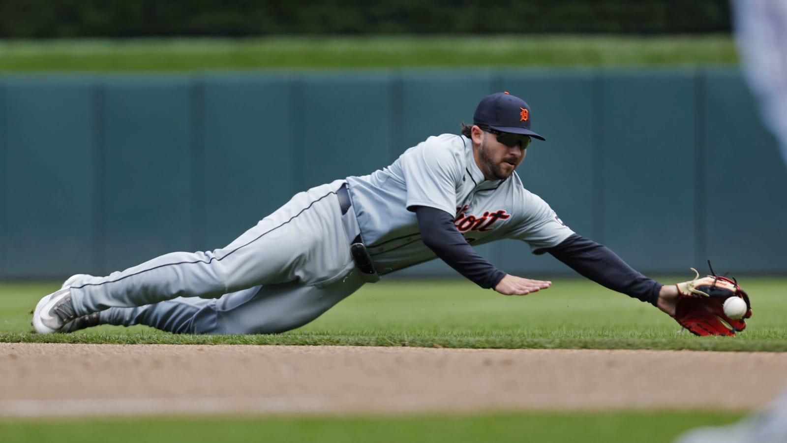 Tigers designate infielder for assignment 