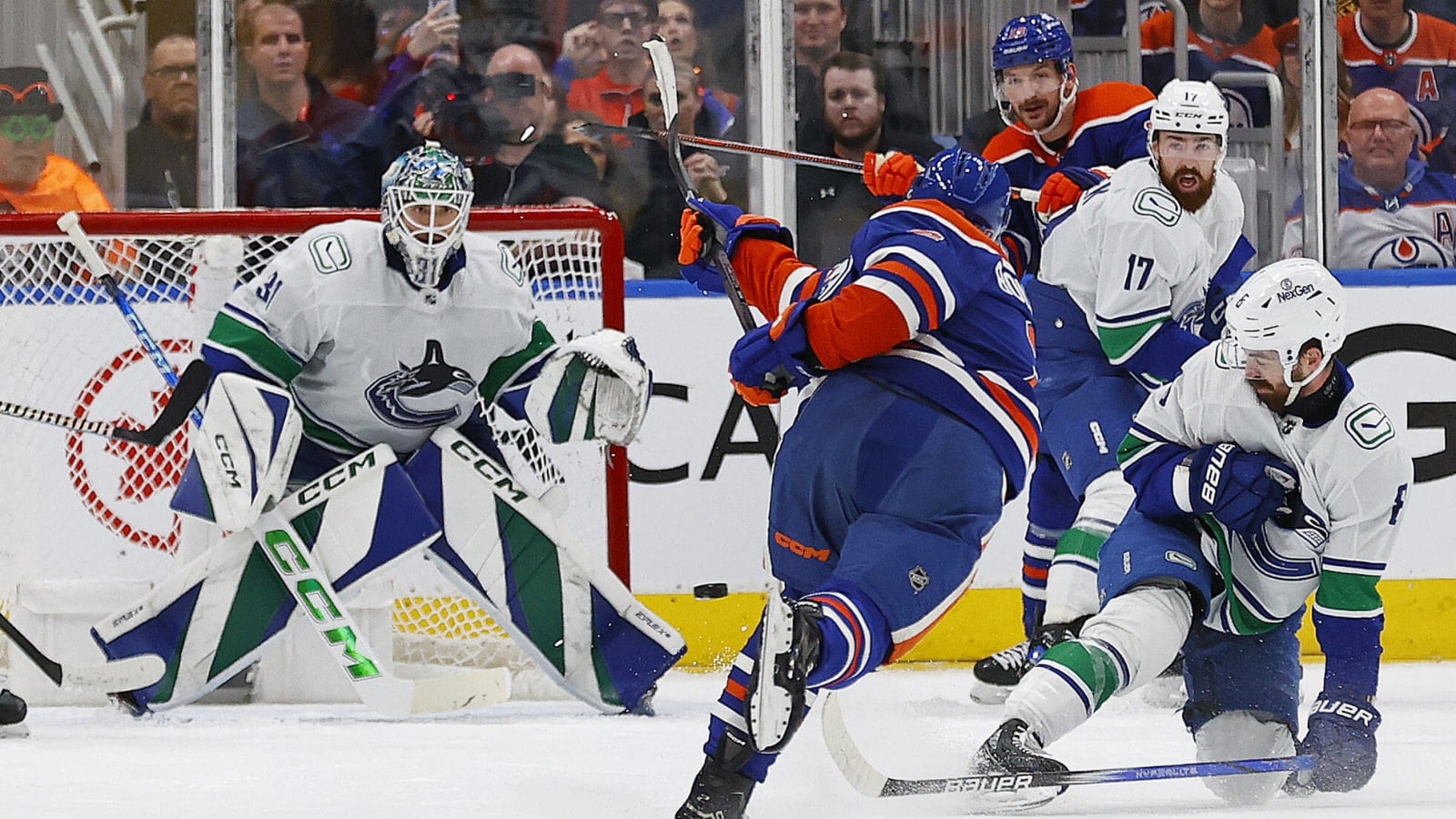  Canucks abysmal in 5-1 loss to Oilers as series heads back to Vancouver for game seven