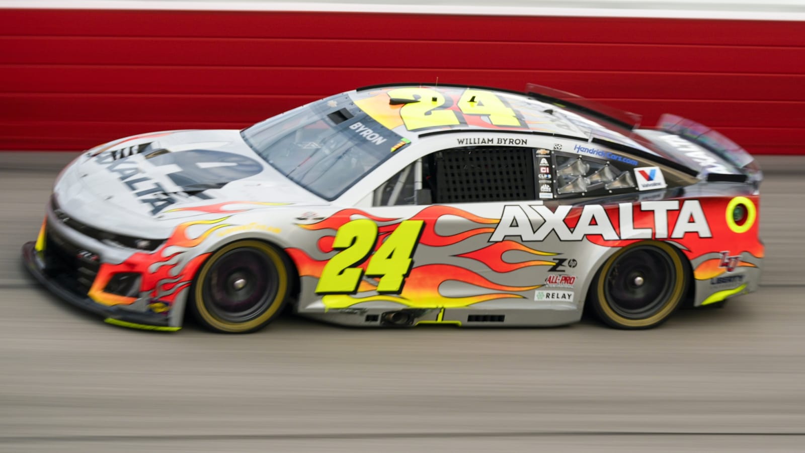 Dominant day at Darlington leads to runner-up finish for Byron