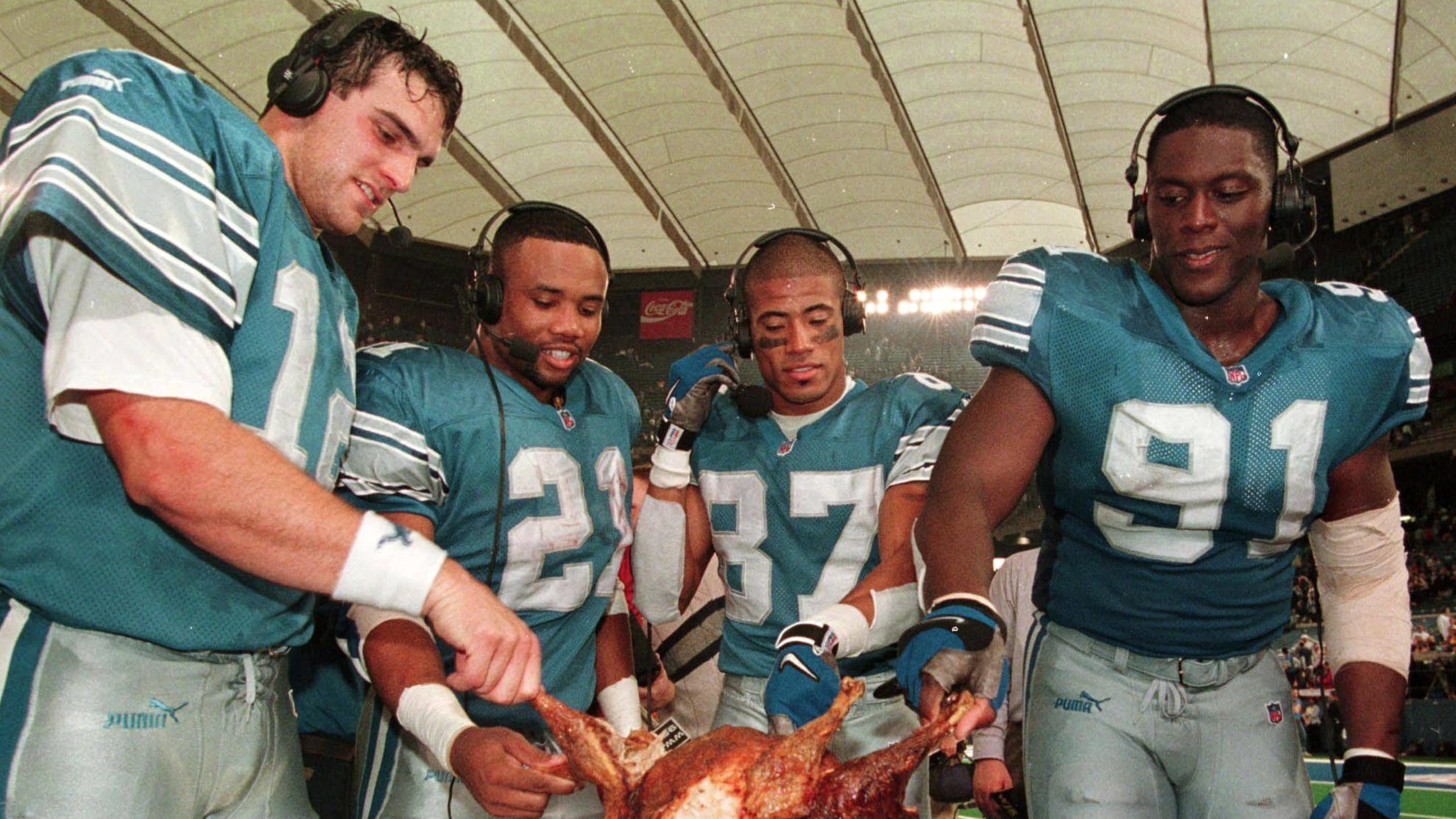 Thanksgiving Football: All the Ways to Watch It Live Without Cable