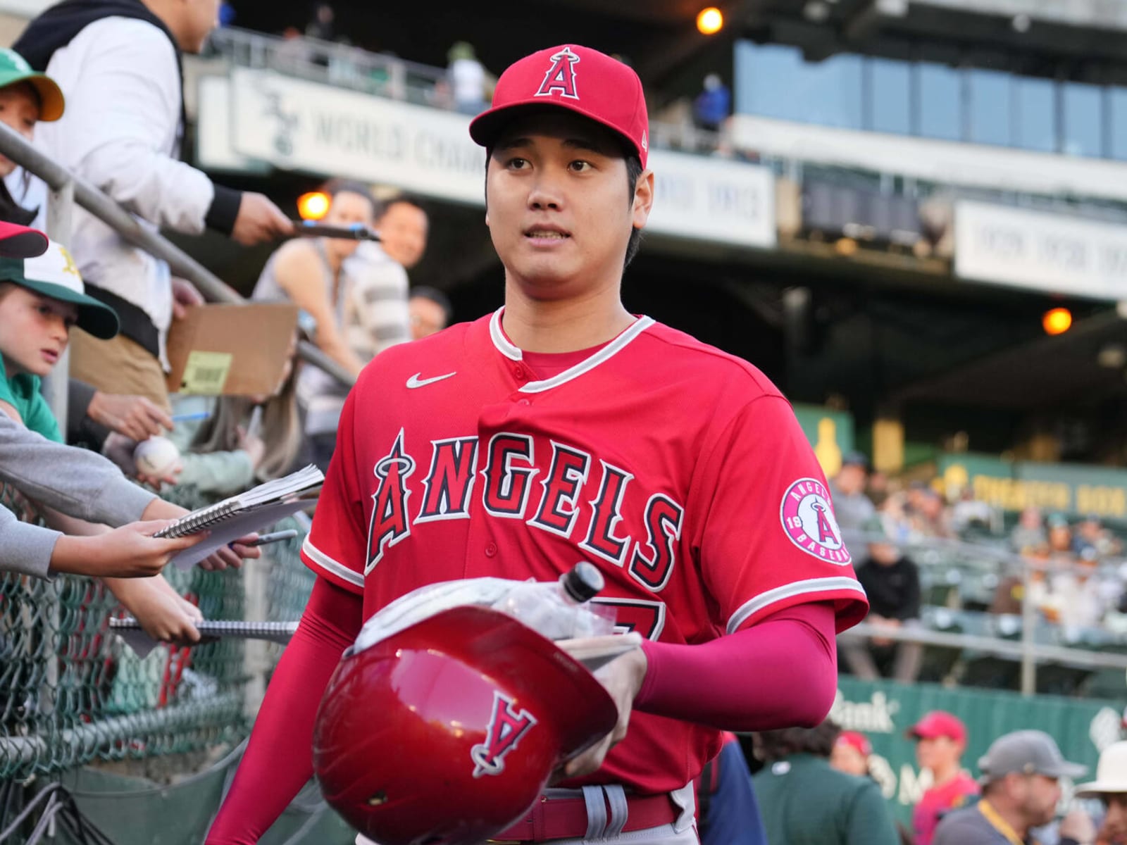 New balance baseball endorsements on sale