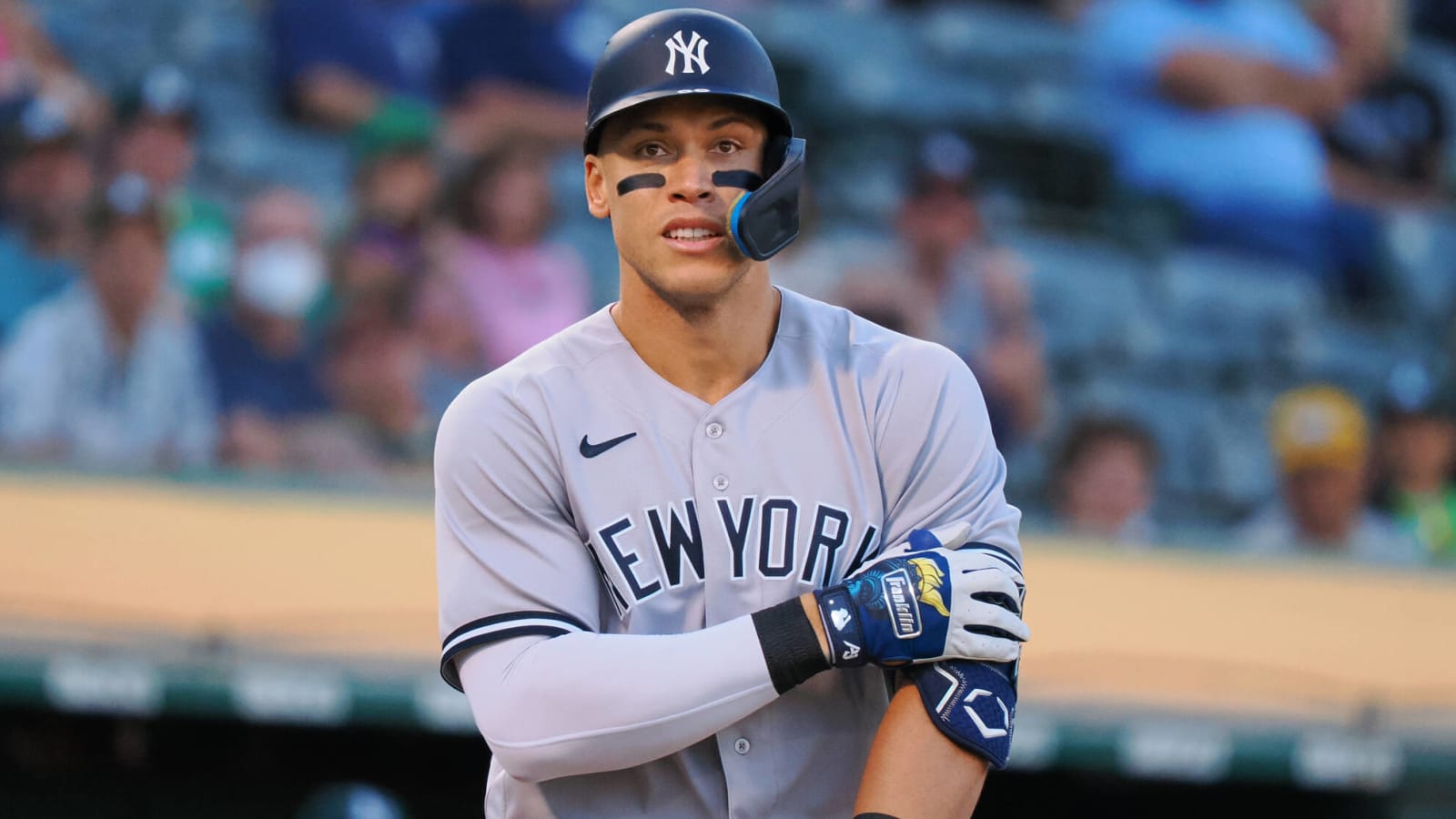 Yankees name Aaron Judge captain as slugger braves cold weather with his dog