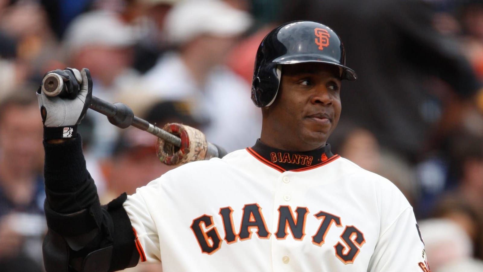 Home run king Barry Bonds has his No. 25 retired by Giants - National