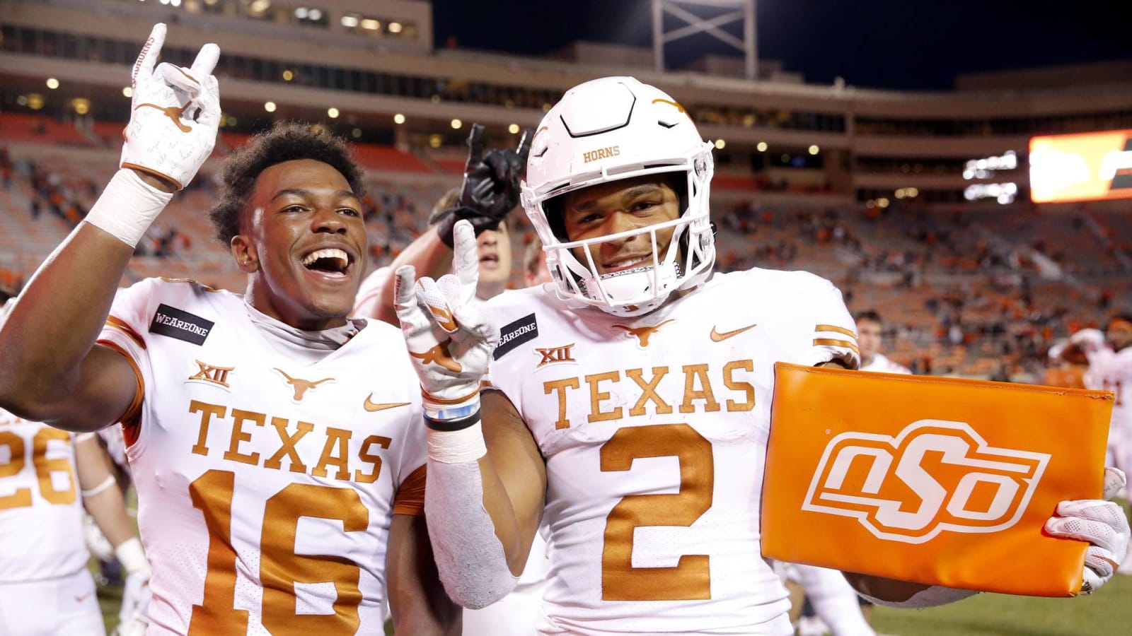 Texas goes wild celebrating in locker room after overtime win