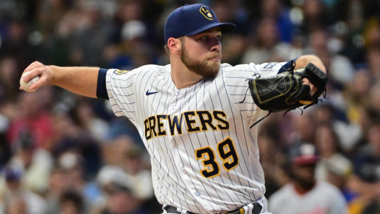 Former Cy Young winner downplays possibility of extension