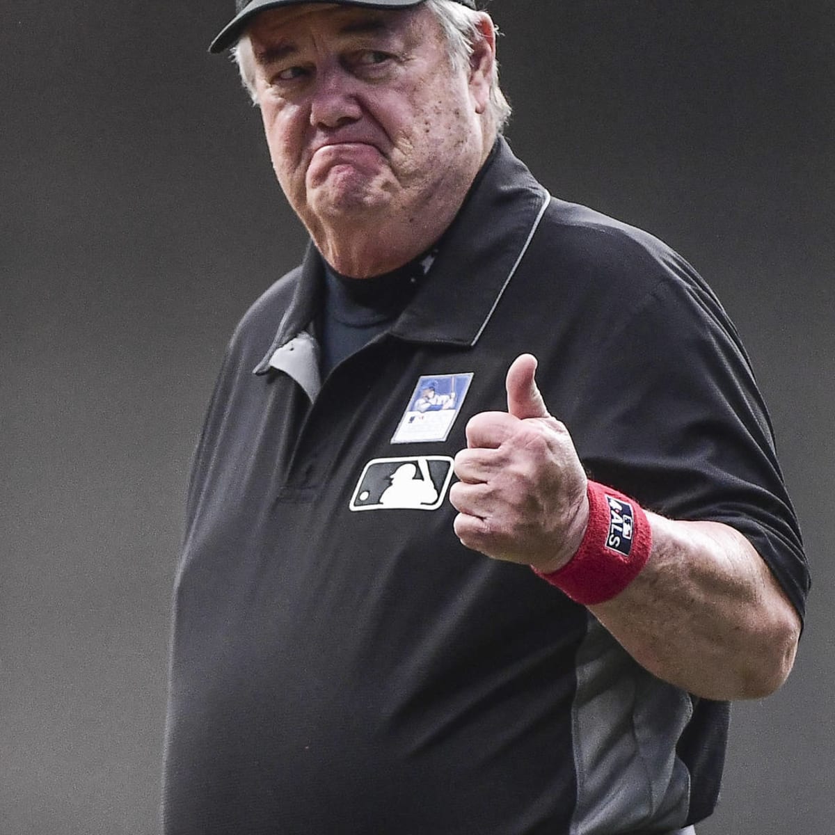 MLB umpire Joe West, at last, is retiring - Bleed Cubbie Blue