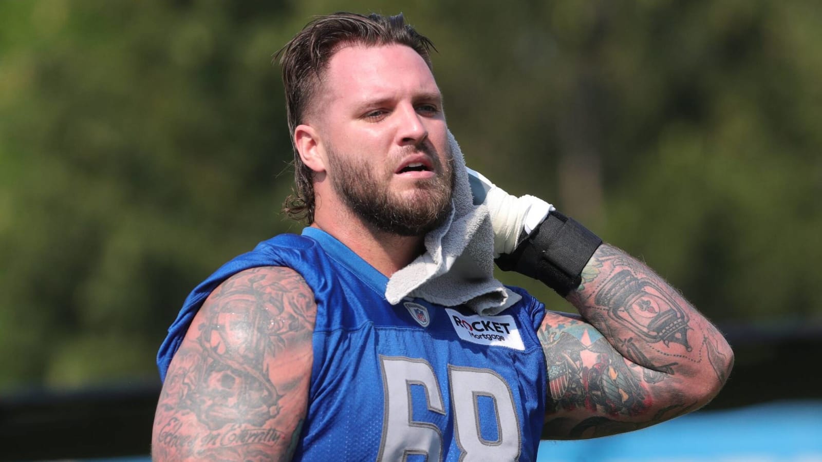 Lions rework OT Taylor Decker’s contract Yardbarker