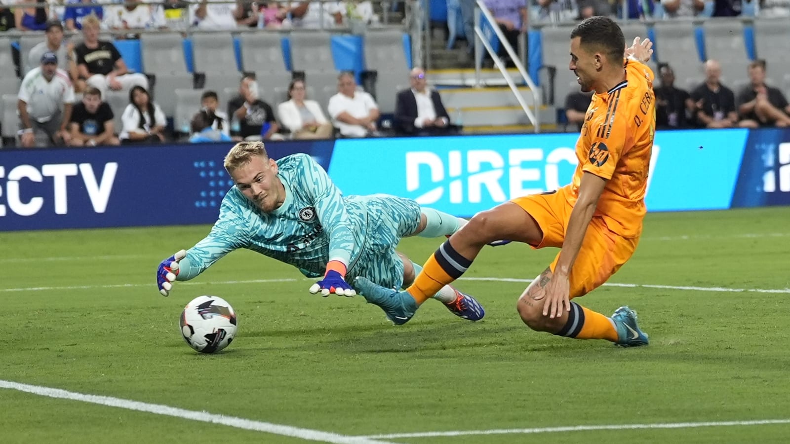 'Very good with his feet' – Chelsea player opens up on Robert Sanchez and Filip Jorgensen