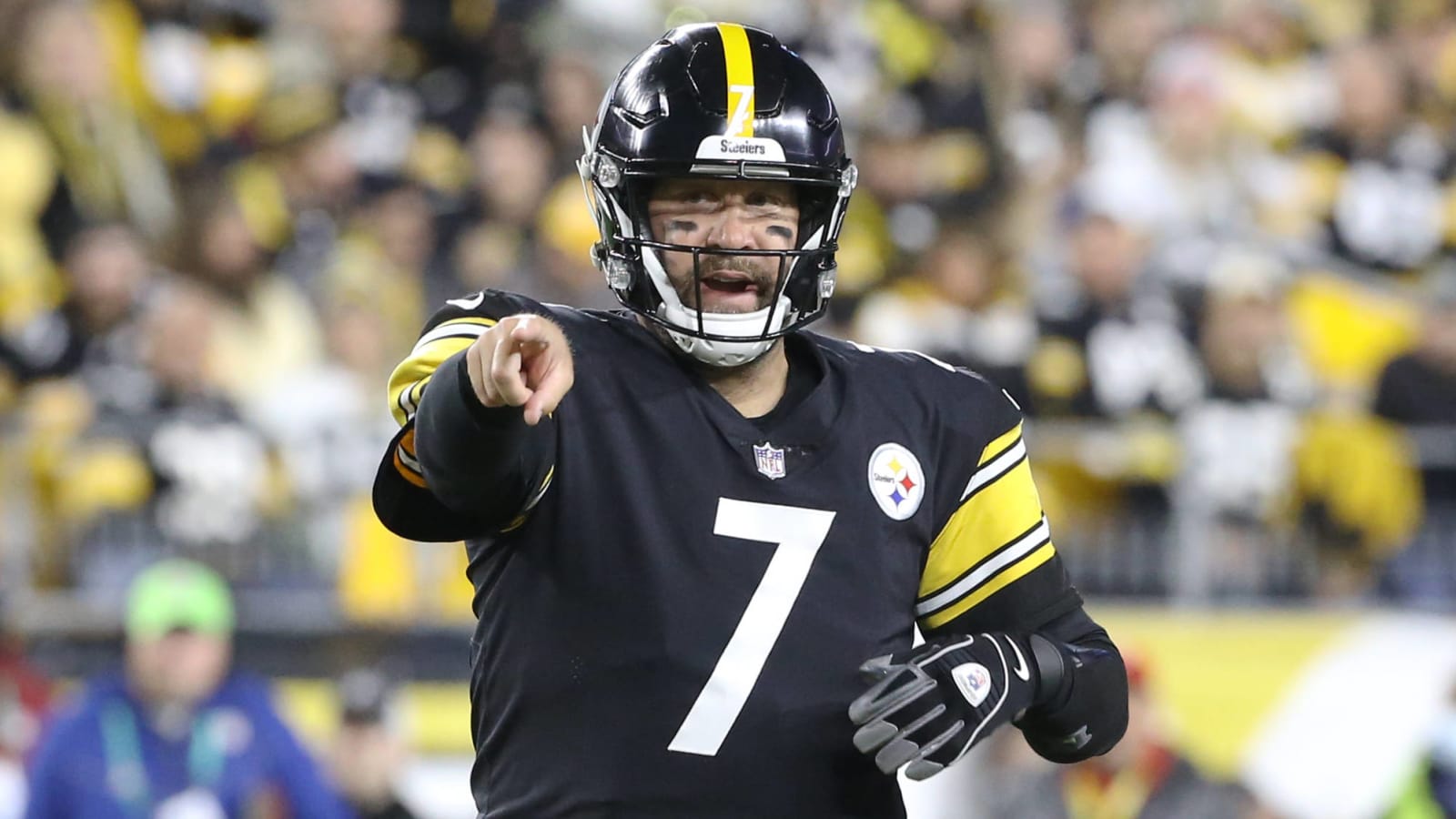 Roethlisberger self-reported COVID symptoms before positive test