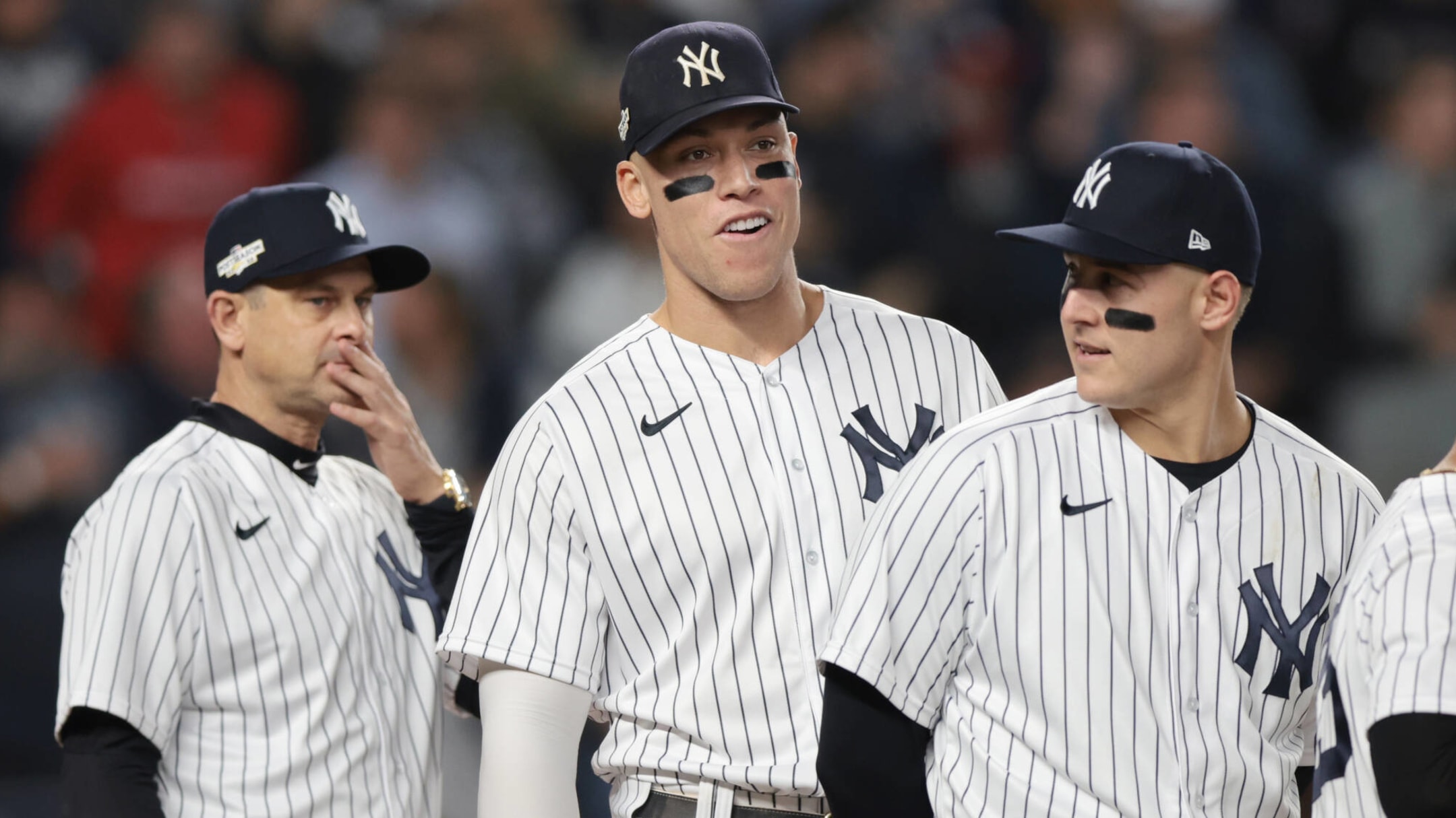 New York Yankees' DJ LeMahieu follows through on an RBI single