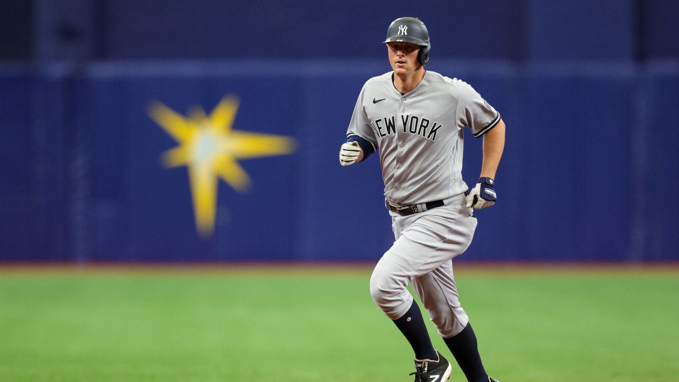 Yankees' Ian Hamilton dominant in perfect inning