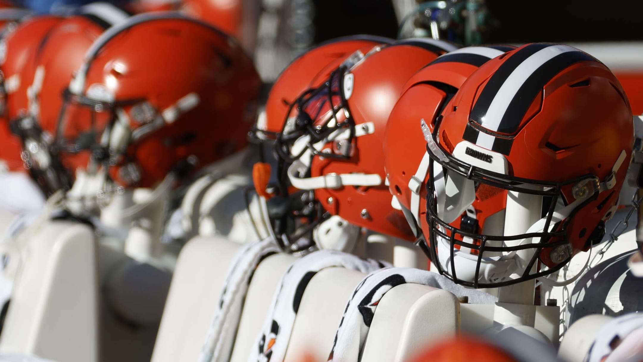 Browns unveil white alternate throwback helmets