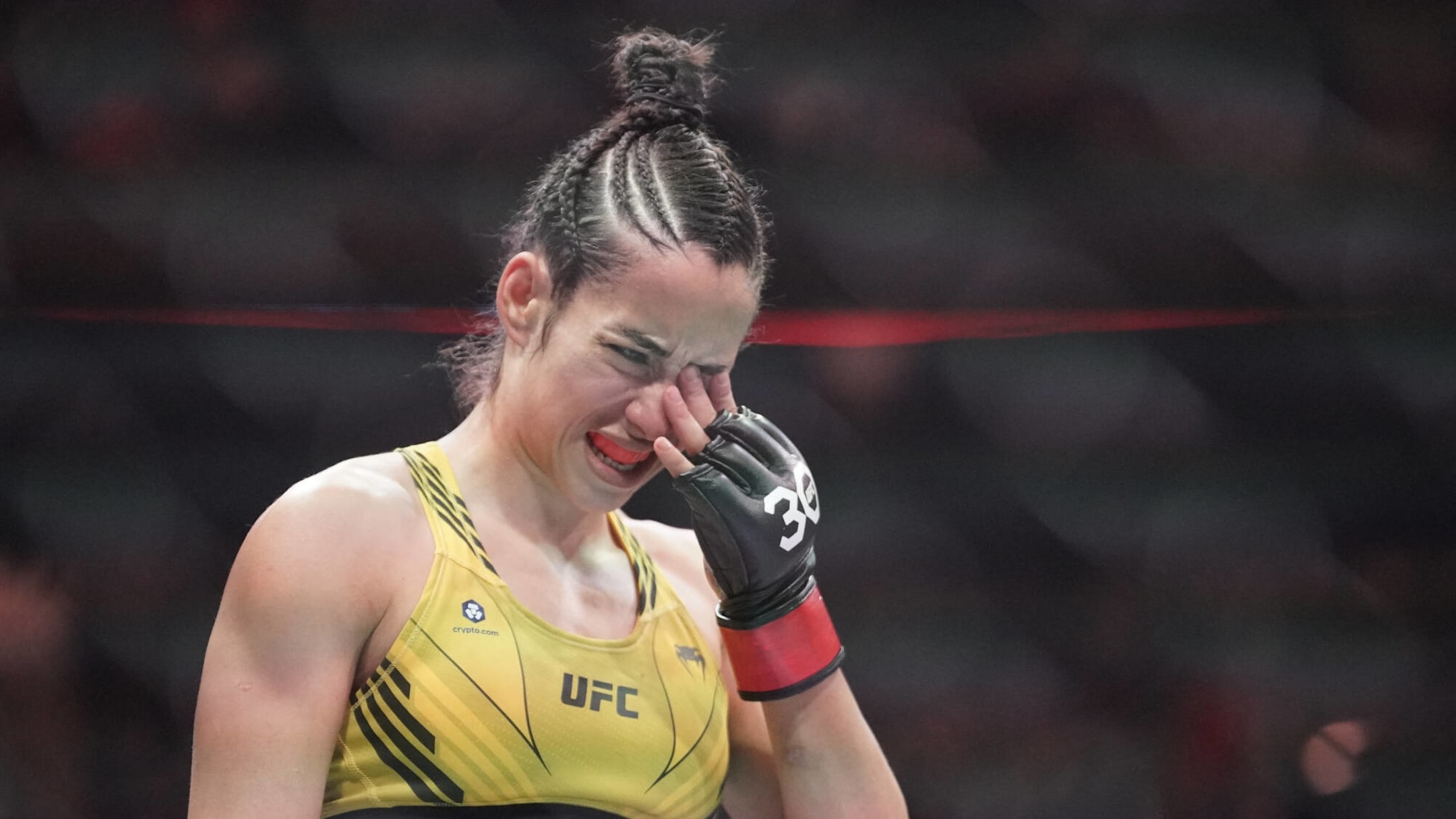 Midnight Mania! Video: Watch Bruna Brasil secure UFC contract with  thunderous head kick knockout 